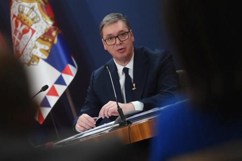 Vučić hangsúlyozta, hogy bár a nők ellen elkövetett erőszakos cselekmények száma csökkent, a témát továbbra is sürgetően kell tárgyalni. Kiemelte, hogy a társadalomnak fontos feladata van a problémával kapcsolatos tudatosság növelésében és a megelőző inté