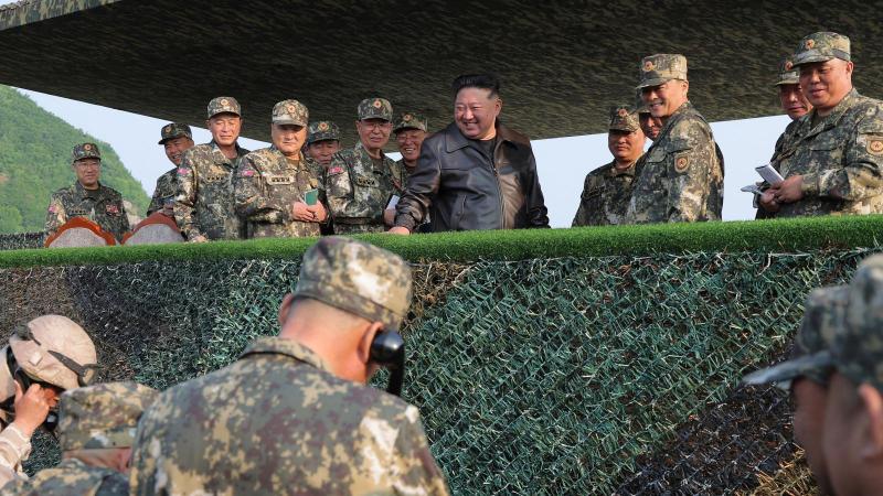Észak-Korea várhatóan újabb katonai egységeket irányít Oroszországba.