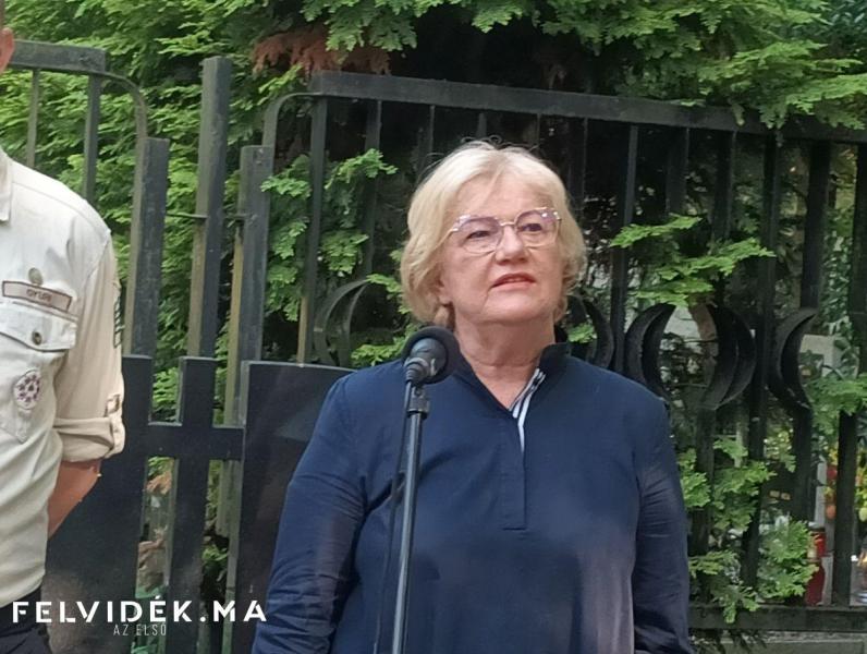 Az Európai Unió nem helyez elegendő hangsúlyt a nemzeti kisebbségek problémáinak kezelésére.