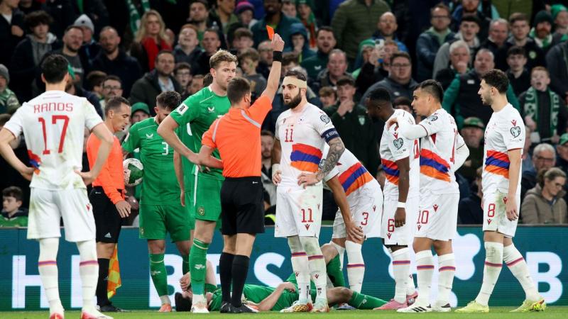 Agymosás és isteni ajándék – az írek dühöngése a magyar válogatott elképesztő teljesítménye nyomán

Az ír futballszurkolók nem tudják elhinni, hogy a magyar csapat milyen bravúros teljesítményt nyújtott, és az érzelmek most már a határokat is átlépték. A 